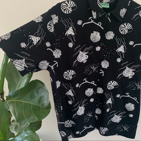 100% Cotton Seashell Button Up - Picture 3 of 8